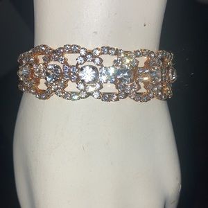 This beautiful gold and diamond bracelet